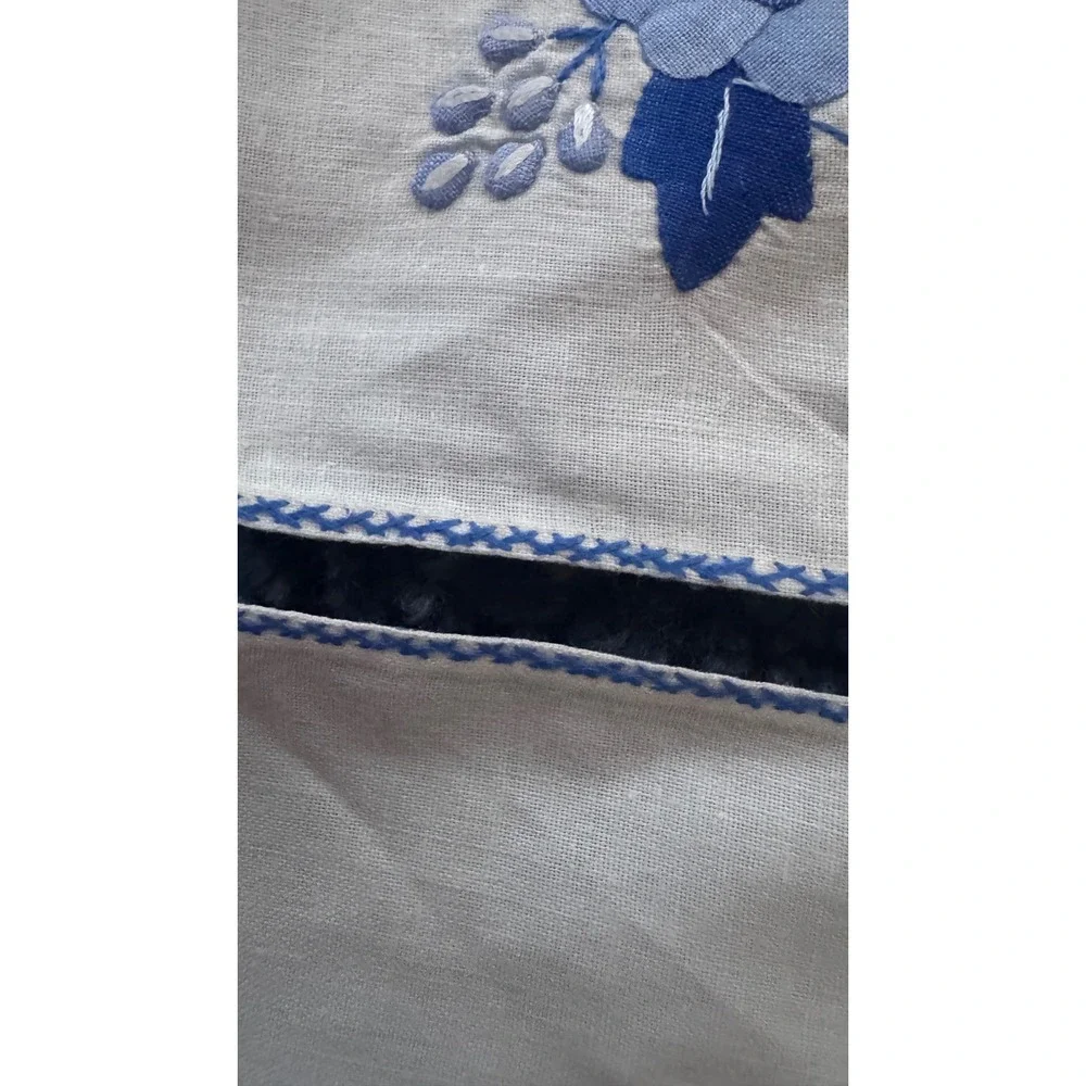 Vintage White Linen‎ Napkins Blue Floral Handmade Square Set of 2 15.5x15.5